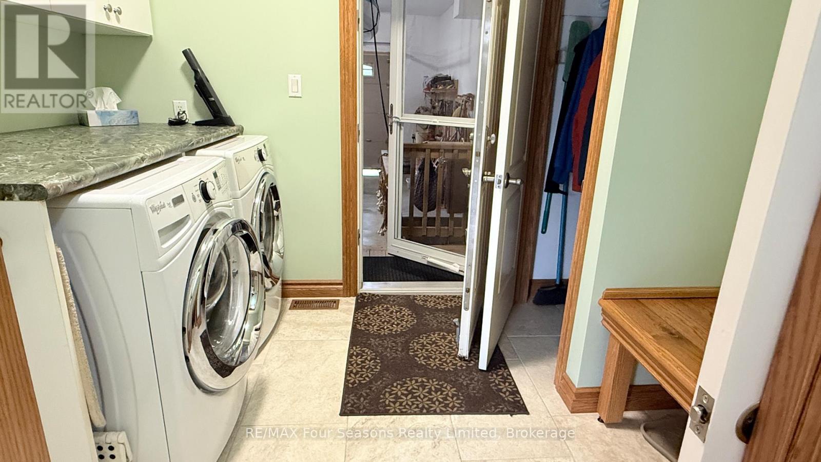 229 S Rankin Street, Saugeen Shores, Ontario  N0H 2L0 - Photo 37 - X12062589