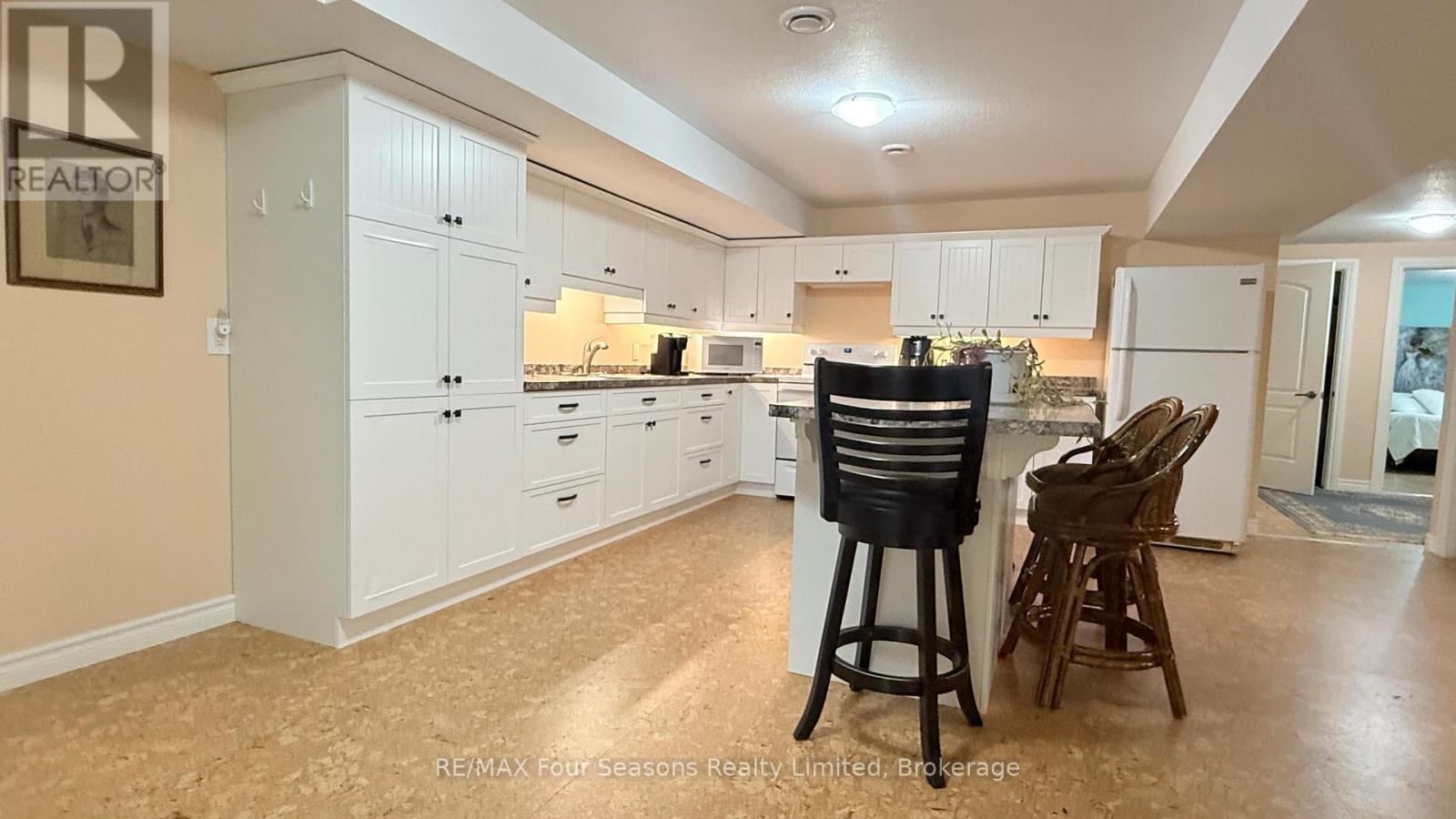 229 S Rankin Street, Saugeen Shores, Ontario  N0H 2L0 - Photo 45 - X12062589