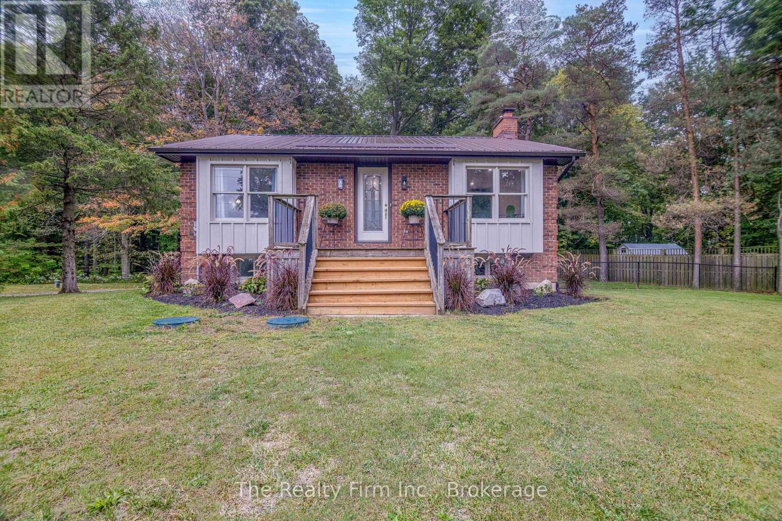 4 Rokeby Road, Norfolk, Ontario  N4G 4G7 - Photo 37 - X12428117