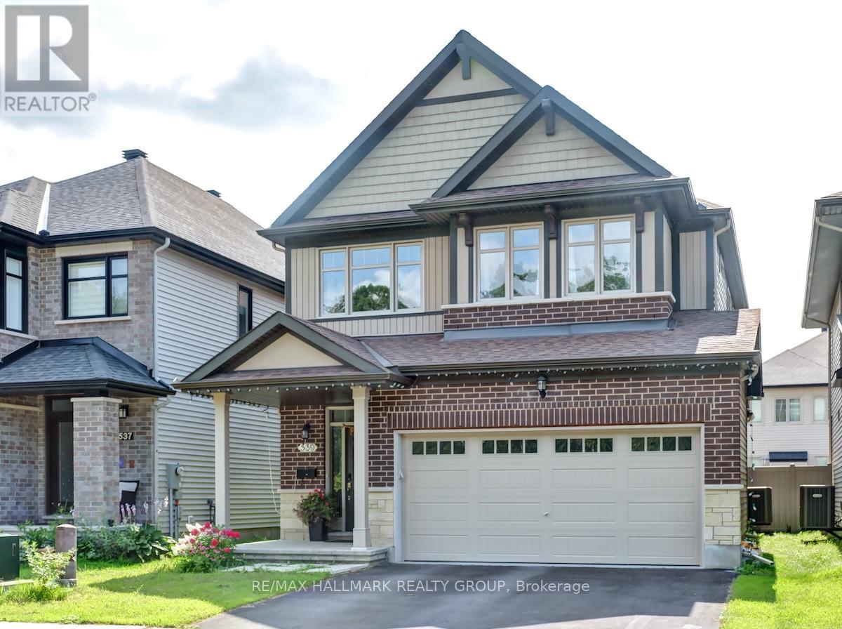 539 Compass Street W, Ottawa, Ontario  K1W 0R8 - Photo 2 - X12640042