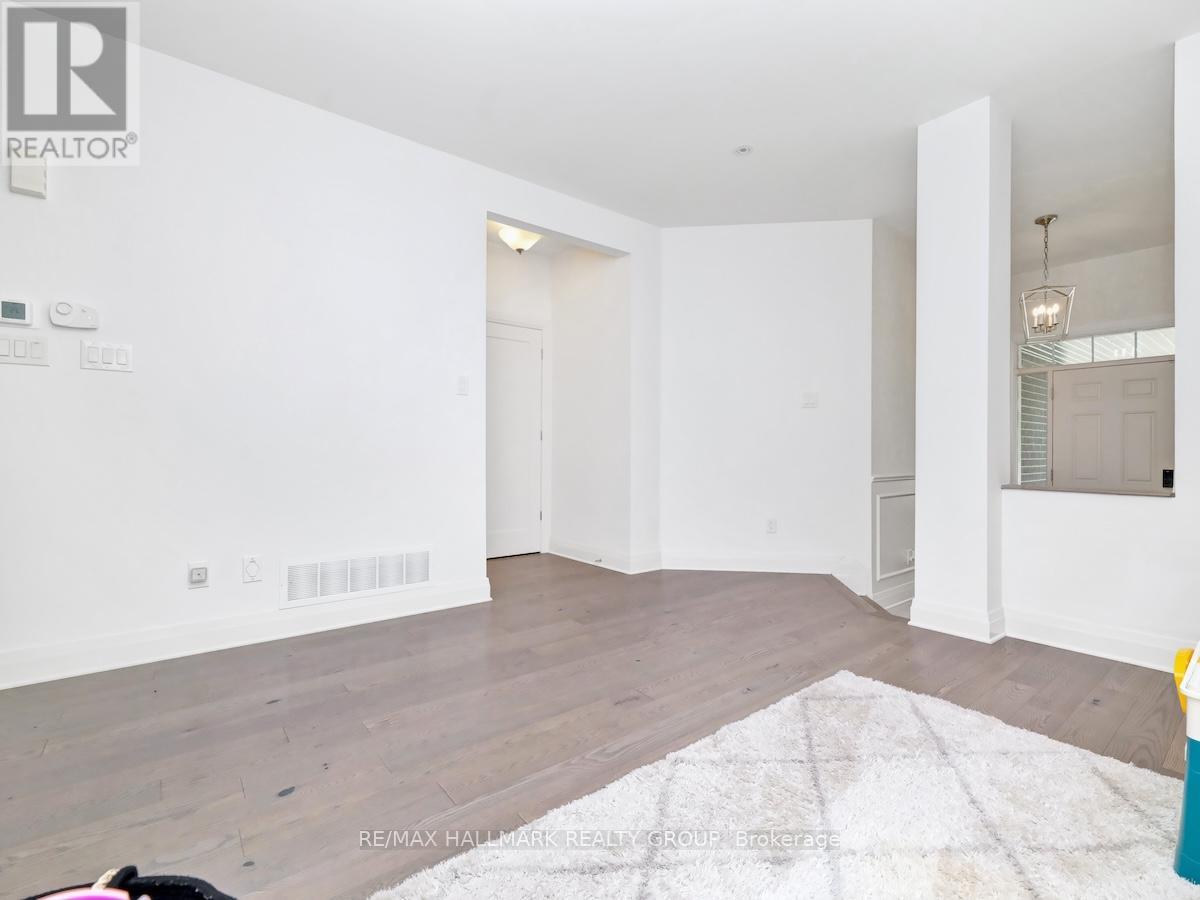 539 Compass Street W, Ottawa, Ontario  K1W 0R8 - Photo 6 - X12640042