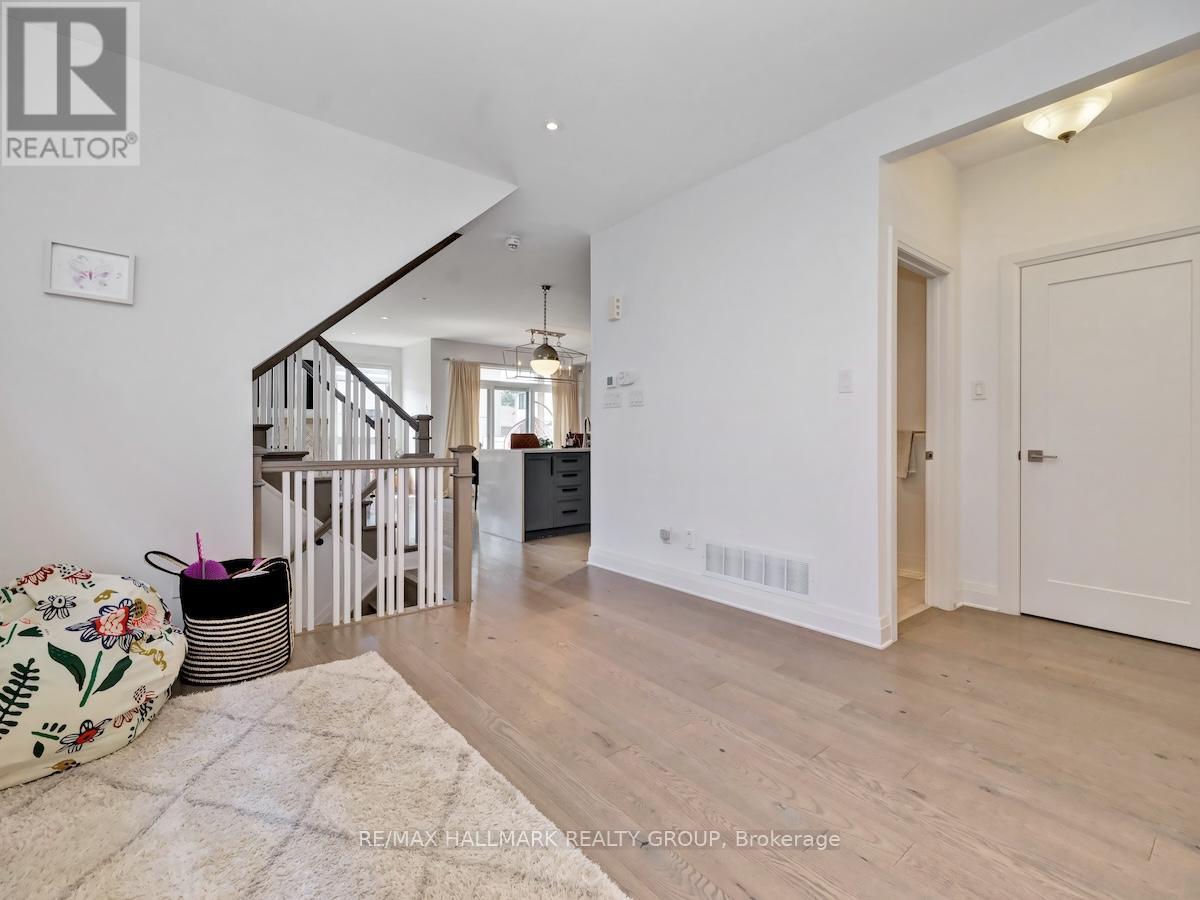 539 Compass Street W, Ottawa, Ontario  K1W 0R8 - Photo 7 - X12640042