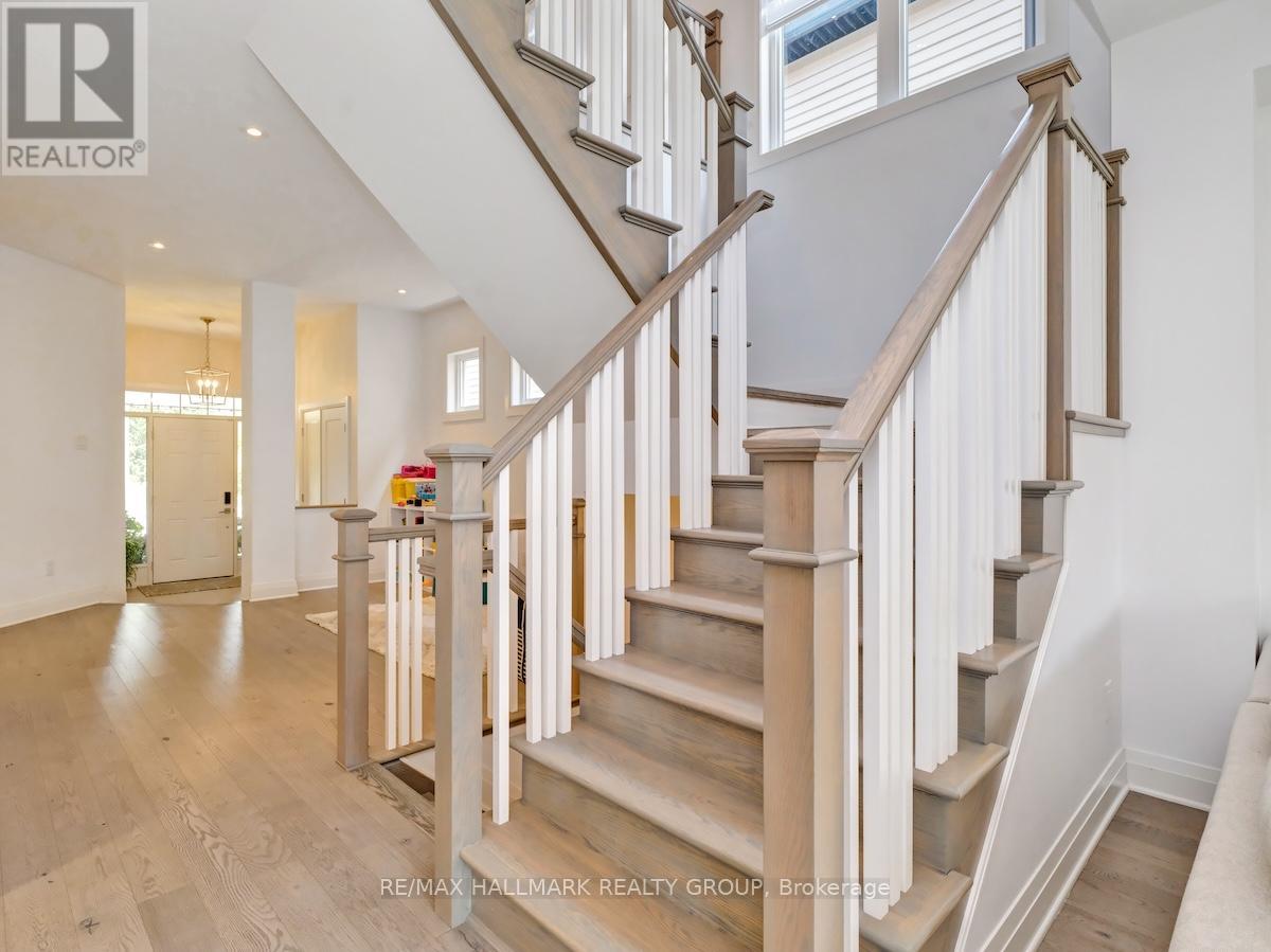 539 Compass Street W, Ottawa, Ontario  K1W 0R8 - Photo 8 - X12640042