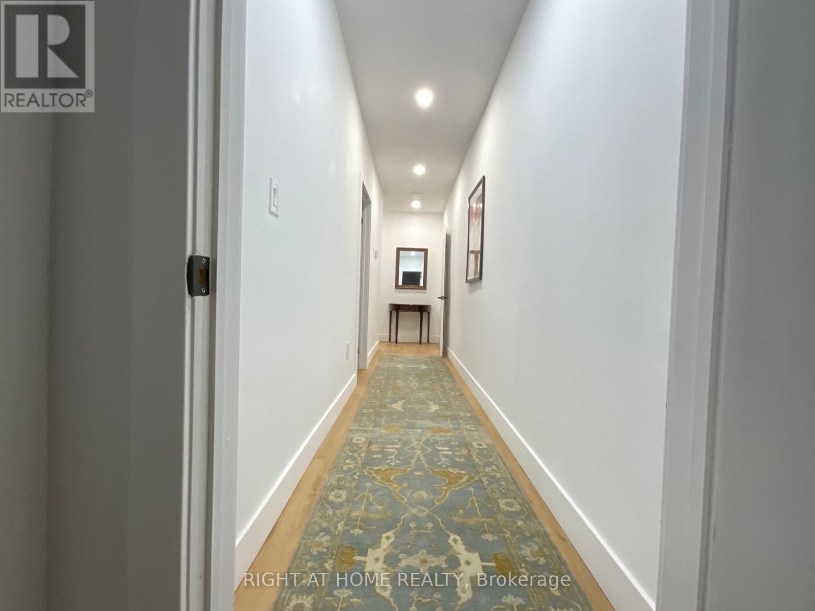 Second Floor - 674 Manning Avenue, Toronto, Ontario  M3H 2G1 - Photo 37 - C12470156