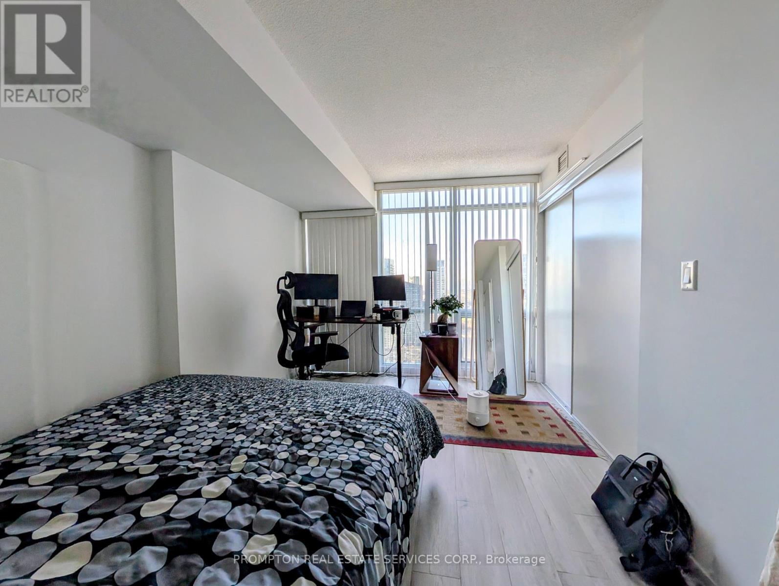3903 - 15 Fort York Boulevard, Toronto, Ontario  M5V 3Y4 - Photo 11 - C12640036