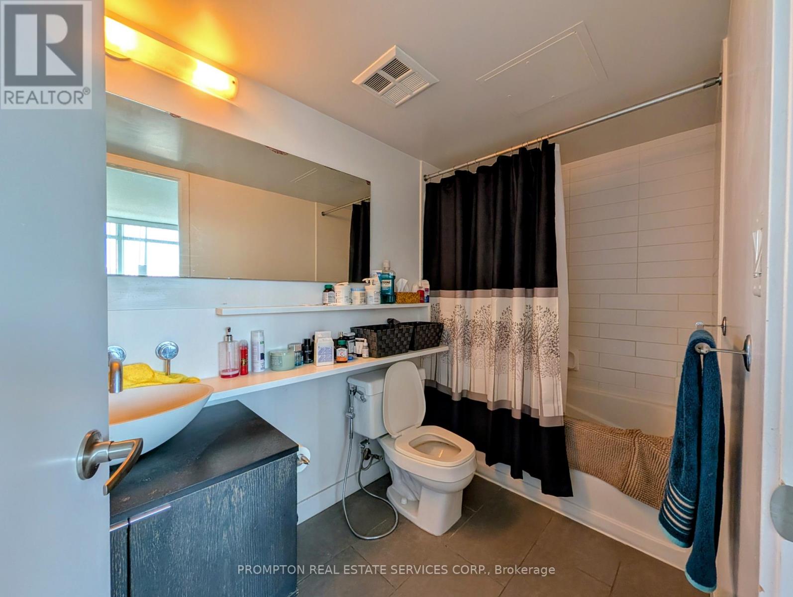 3903 - 15 Fort York Boulevard, Toronto, Ontario  M5V 3Y4 - Photo 12 - C12640036