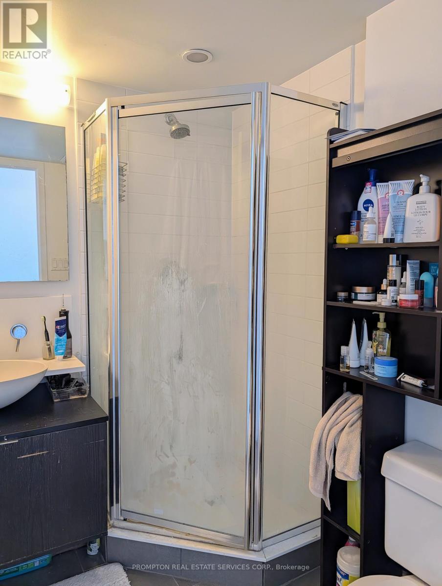 3903 - 15 Fort York Boulevard, Toronto, Ontario  M5V 3Y4 - Photo 15 - C12640036