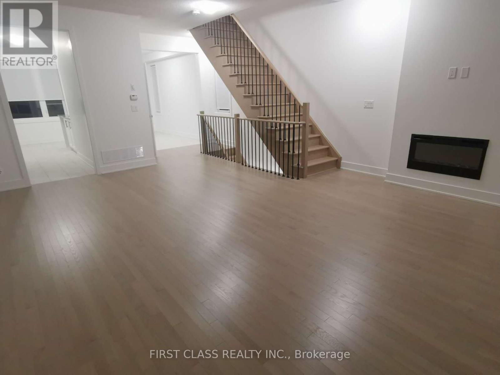 12 Carole Bell Way, Markham (Wismer), Ontario  L6E 0W2 - Photo 6 - N12640044