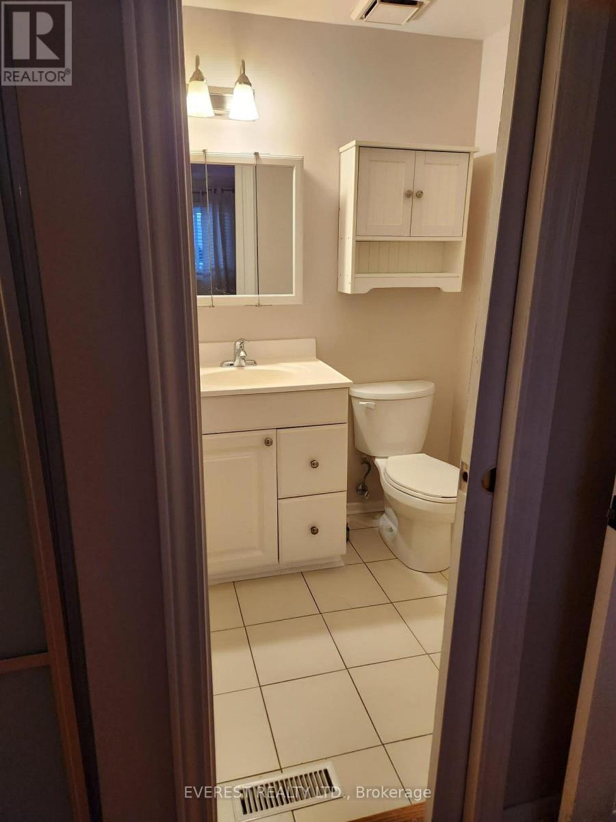 76 Lafferty Street, Toronto, Ontario  M9C 5B6 - Photo 14 - W12640030