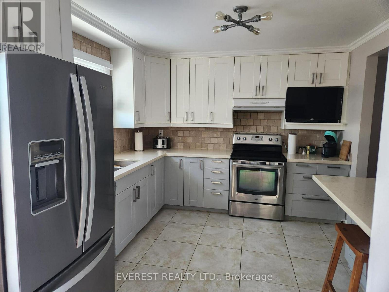 76 Lafferty Street, Toronto, Ontario  M9C 5B6 - Photo 8 - W12640030