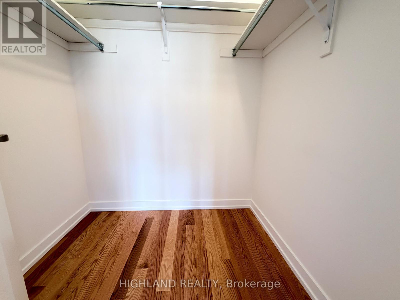 1126 Wheat Boom Drive, Oakville, Ontario  L6H 7W4 - Photo 10 - W12640032