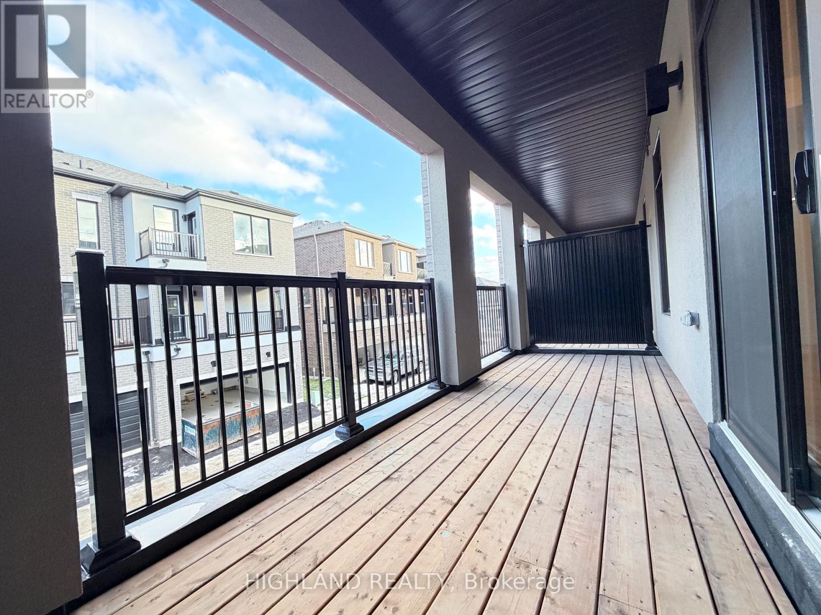 1126 Wheat Boom Drive, Oakville, Ontario  L6H 7W4 - Photo 6 - W12640032