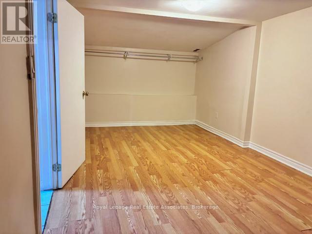 130 Kingswood Drive, Brampton, Ontario  L6V 2W4 - Photo 11 - W12640052