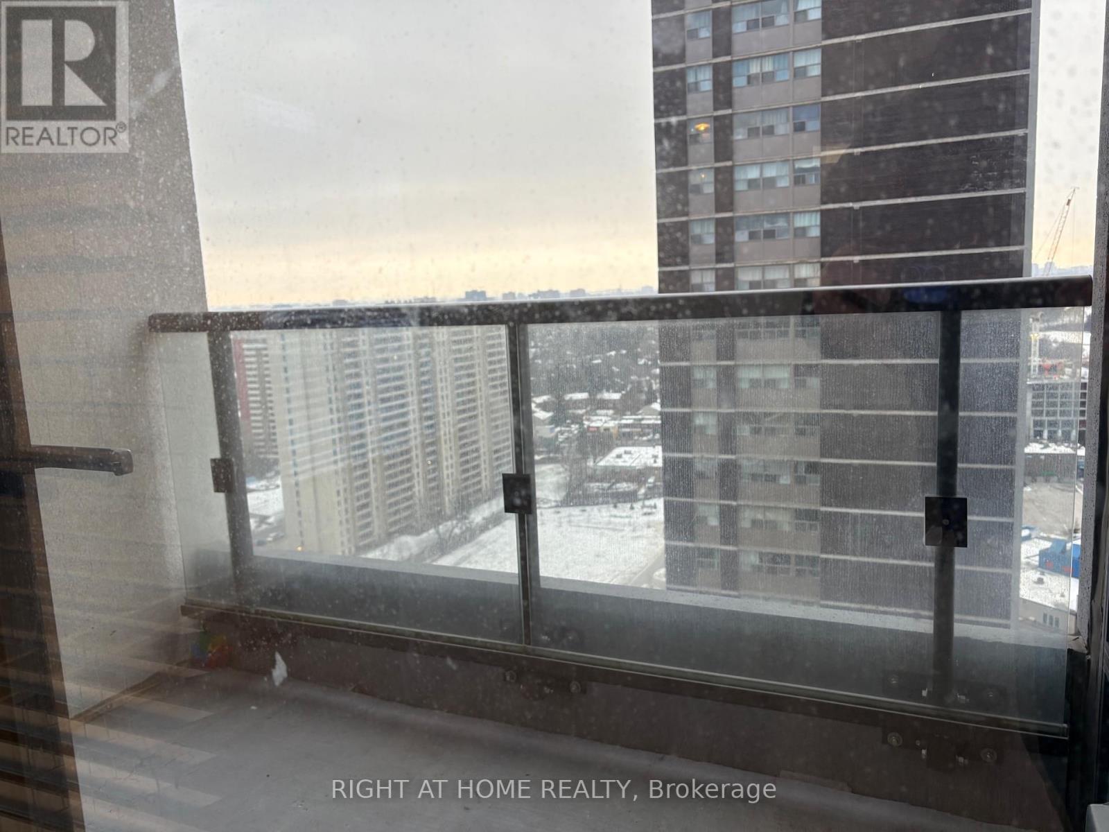 2516 - 9 Mabelle Avenue, Toronto, Ontario  M9A 0E1 - Photo 6 - W12640056