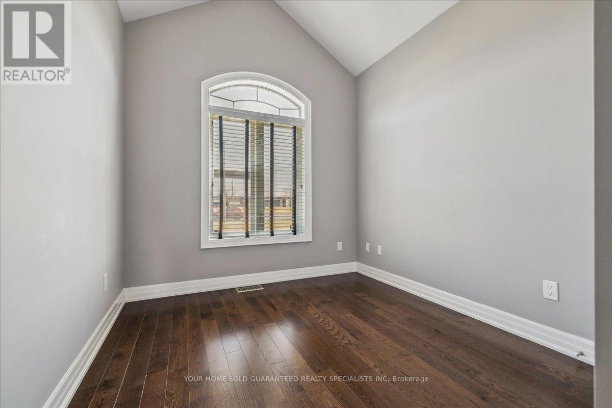 1 Dorchester Boulevard S, St. Catharines, Ontario  L2M 0B8 - Photo 19 - X12640028