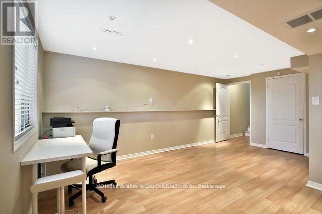 21 - 232 Stonehenge Drive, Hamilton, Ontario L9K 1R5 - Photo 20 - X12640046