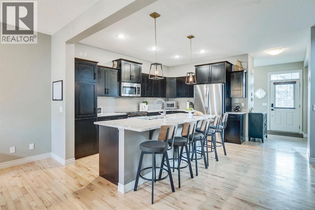 41 Heritage Drive, Cochrane, Alberta  T4C 0E2 - Photo 7 - A2217482