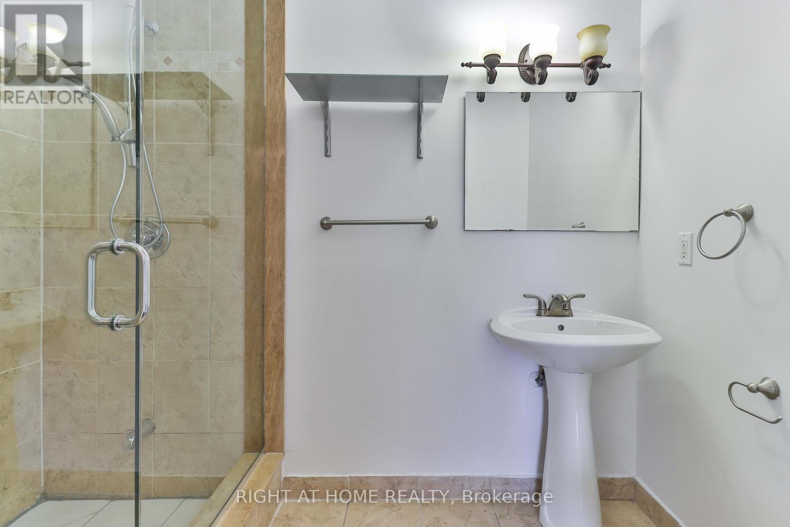 Main + Upper - 143 Gamble Avenue, Toronto, Ontario  M4J 2P2 - Photo 14 - E12616982