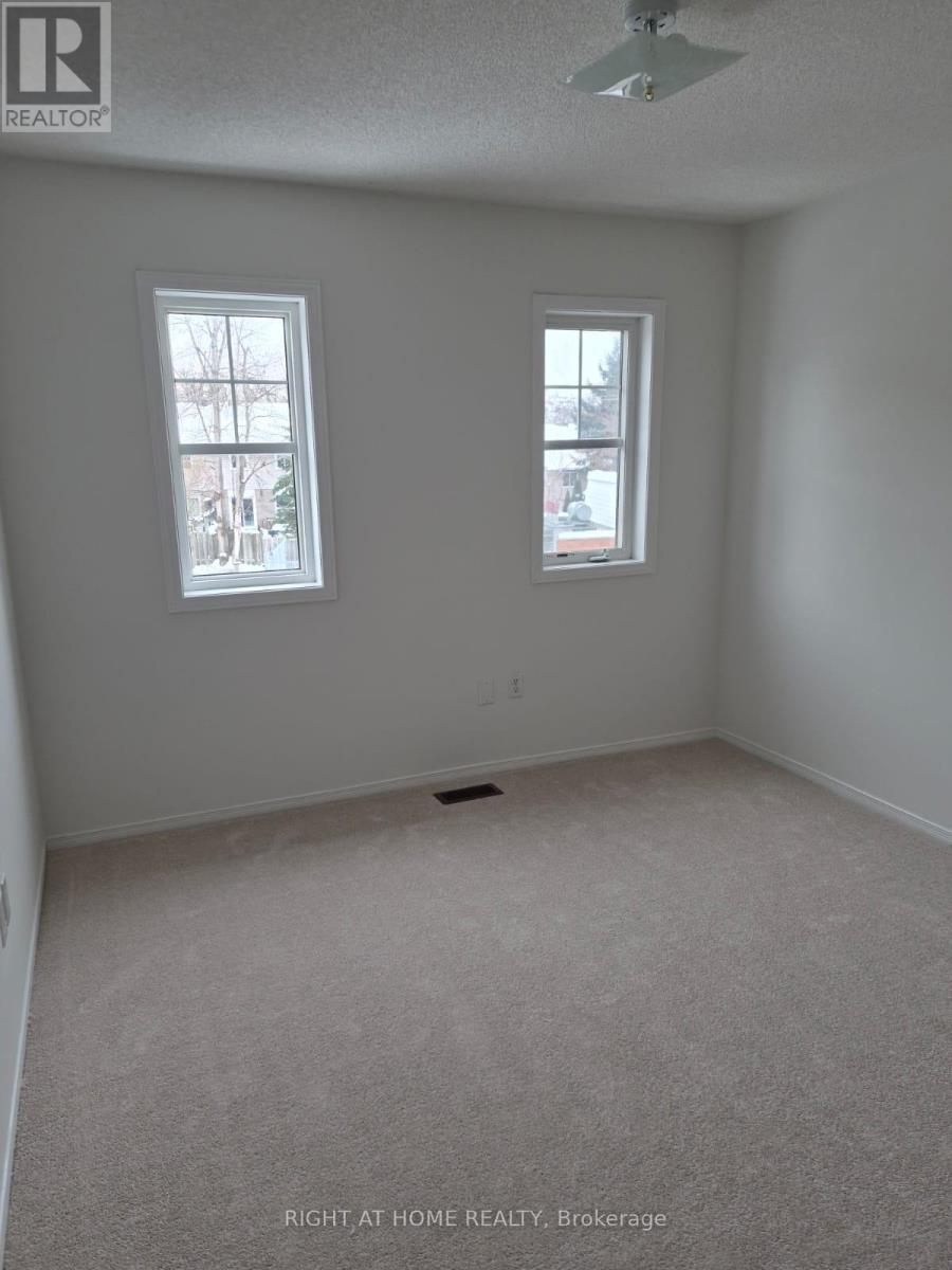 3 Peartree Court, Barrie, Ontario  L4N 6N7 - Photo 11 - S12602366