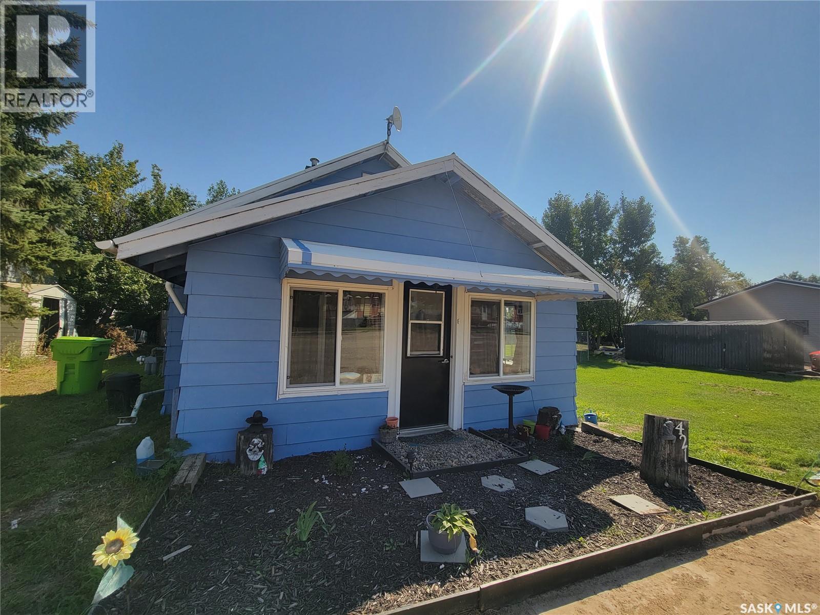 421 4th STREET, Denzil, Saskatchewan