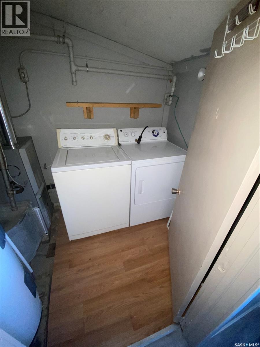 1945 Wallace Street, Regina, Saskatchewan  S4N 4A1 - Photo 10 - SK025761