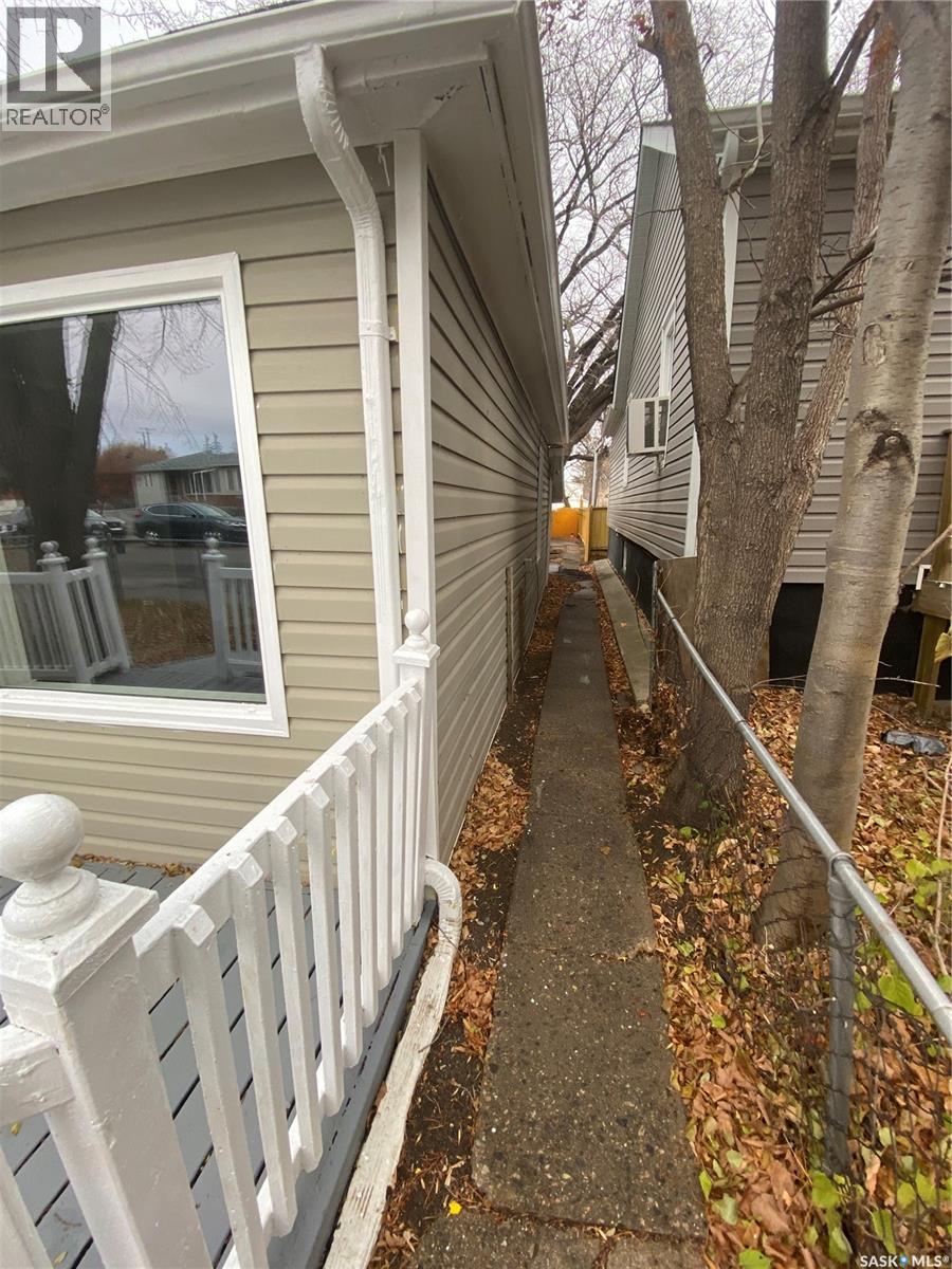 1945 Wallace Street, Regina, Saskatchewan  S4N 4A1 - Photo 14 - SK025761