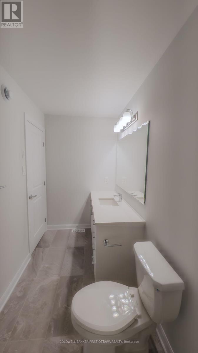 415 Silverberry Private, Ottawa, Ontario  K2T 0R8 - Photo 12 - X12640072