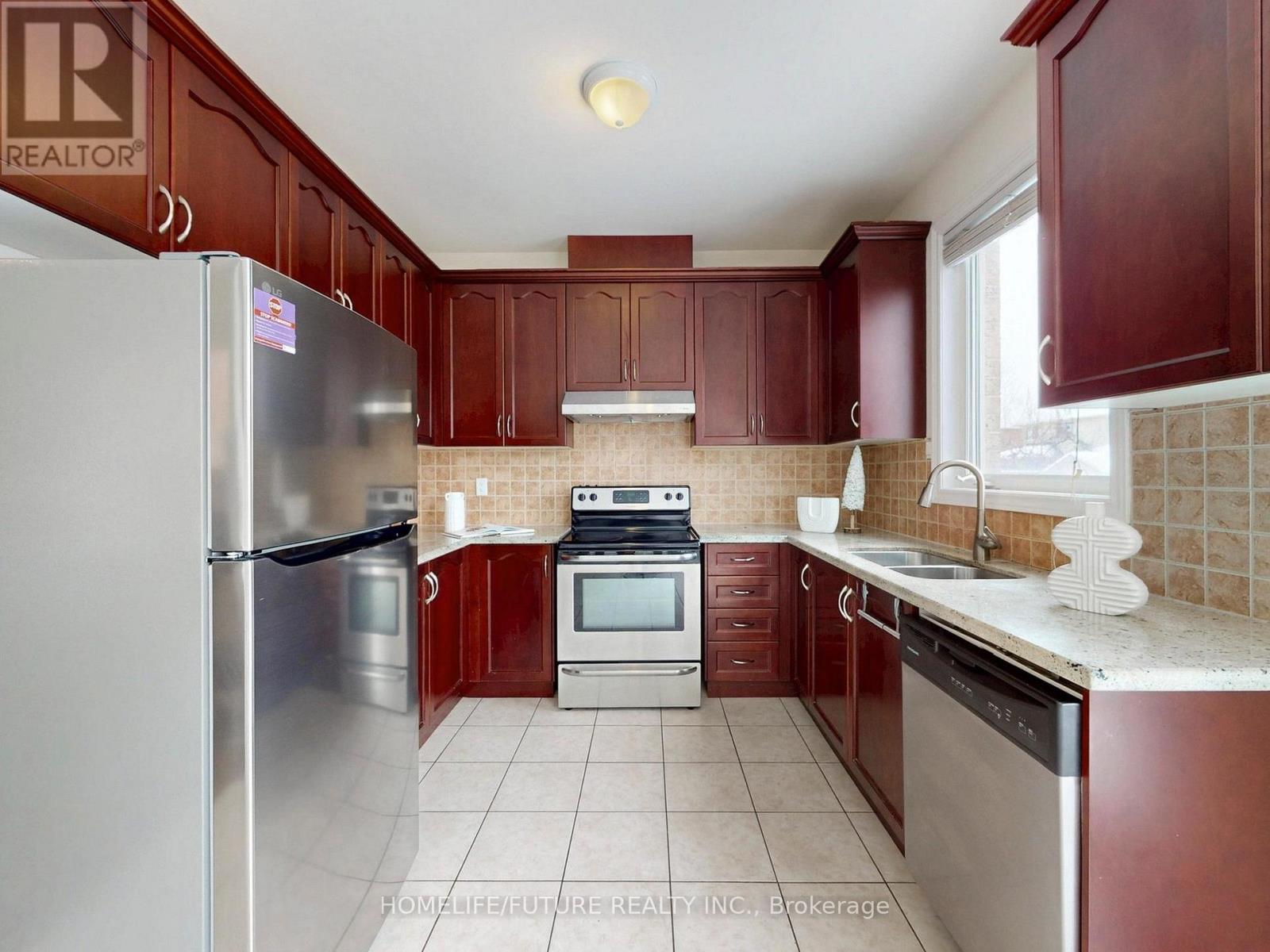 93 Via Toscana E, Vaughan, Ontario  L4H 3V4 - Photo 13 - N12639906