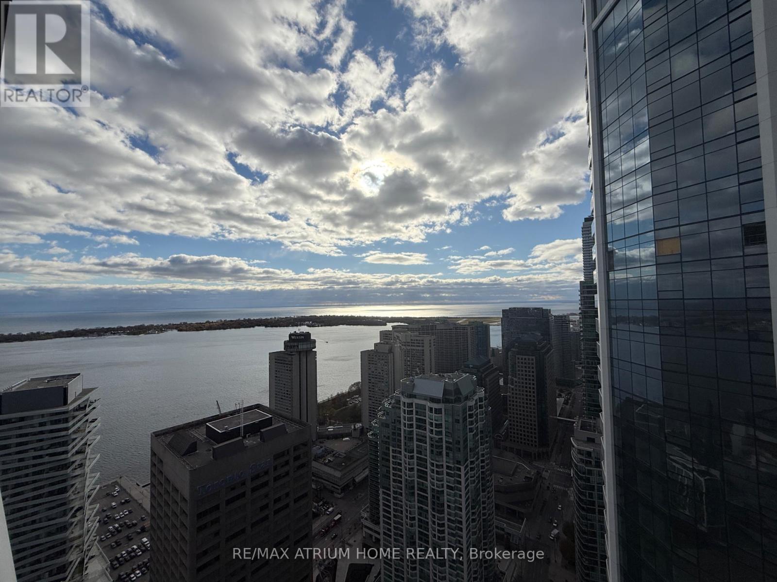 4603 - 28 Freeland Street, Toronto, Ontario  M5E 0E3 - Photo 7 - C12640068