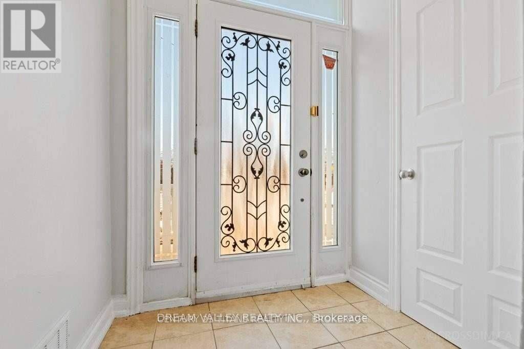 Main - 1501 Danforth Road, Toronto, Ontario  M1J 1H5 - Photo 5 - E12640074