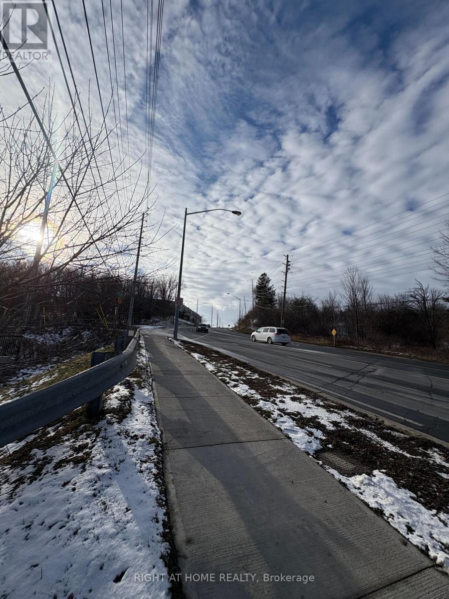 5991 RUTHERFORD ROAD, Vaughan, Ontario