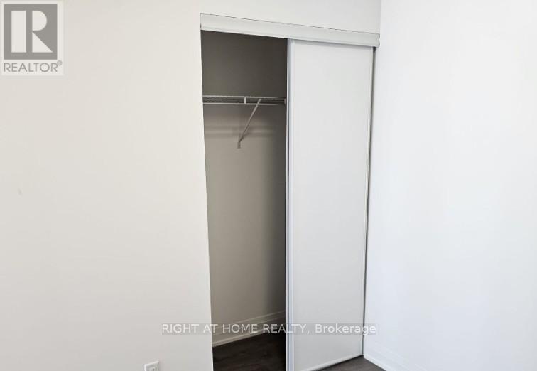 1205 - 4015 The Exchange Street, Mississauga, Ontario  L5B 0N9 - Photo 17 - W12640076