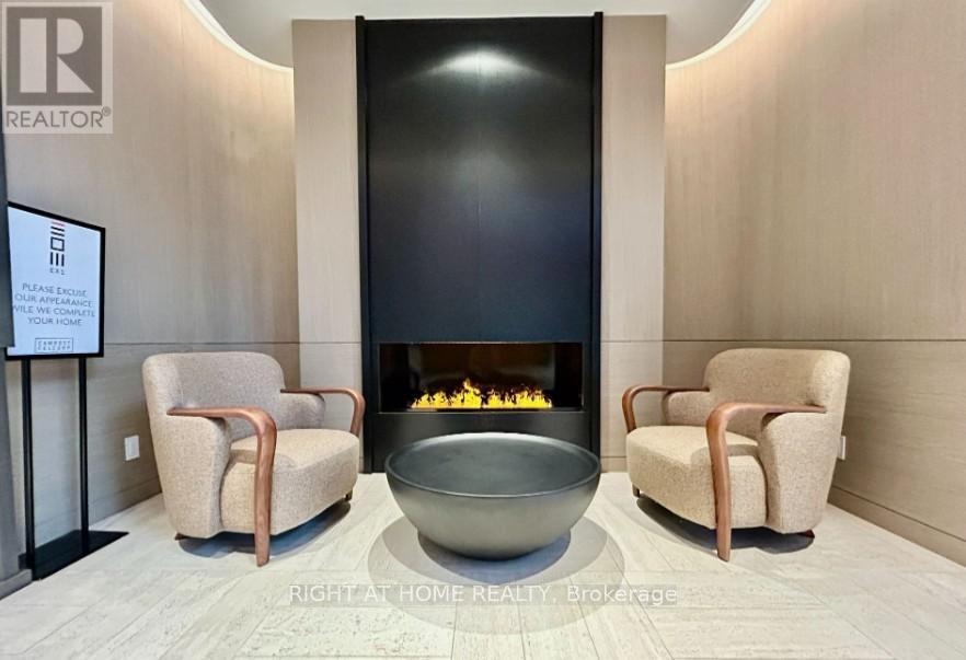 1205 - 4015 The Exchange Street, Mississauga, Ontario  L5B 0N9 - Photo 7 - W12640076