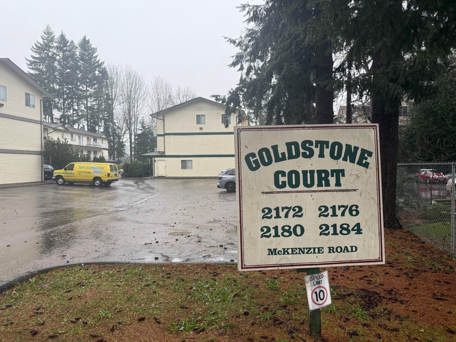 2172 Mckenzie Road, Abbotsford, British Columbia  V2S 3Z8 - Photo 2 - C8074449