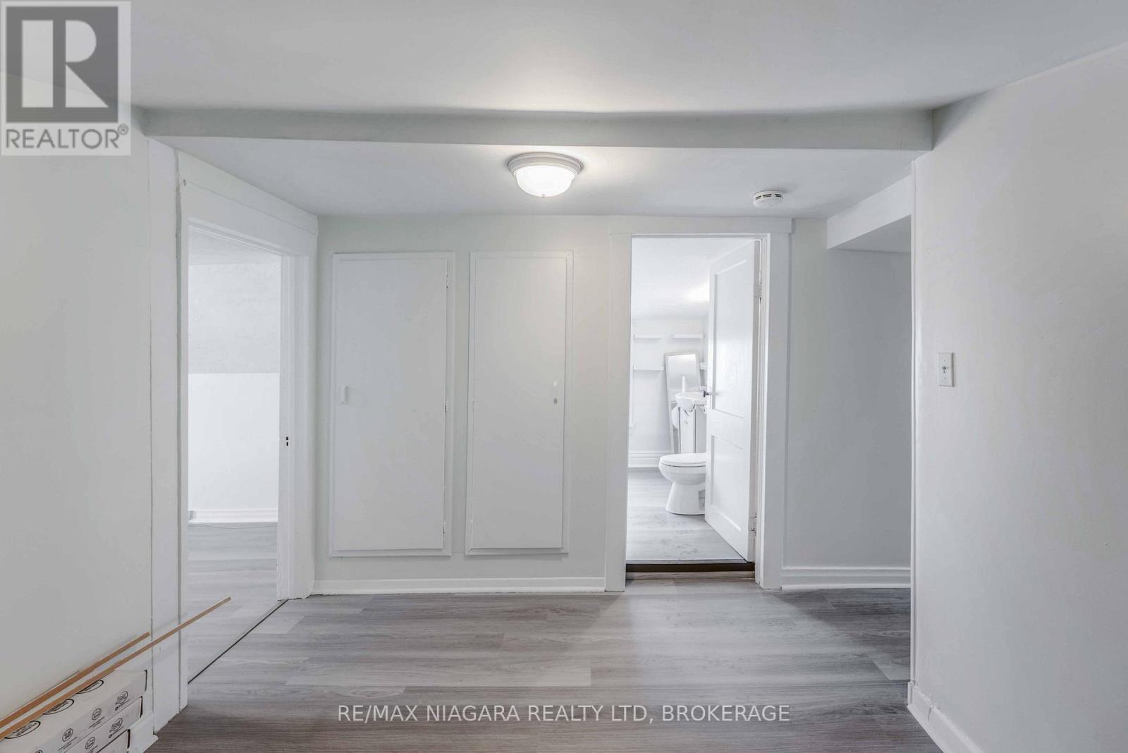 39 Carleton Street N, Thorold (Thorold Downtown), Ontario  L2V 2A6 - Photo 18 - X12521316