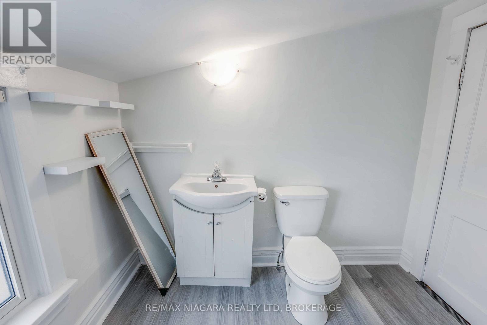 39 Carleton Street N, Thorold (Thorold Downtown), Ontario  L2V 2A6 - Photo 25 - X12521316