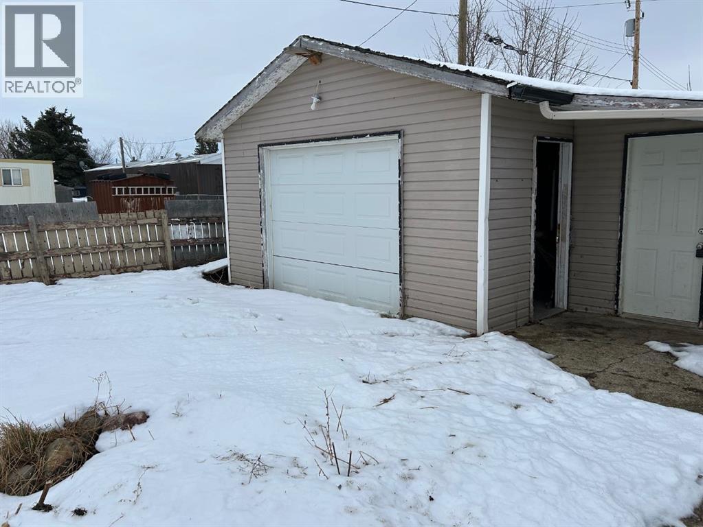 338 2 Avenue, Stirling, Alberta  T0K 2E0 - Photo 9 - A2275589