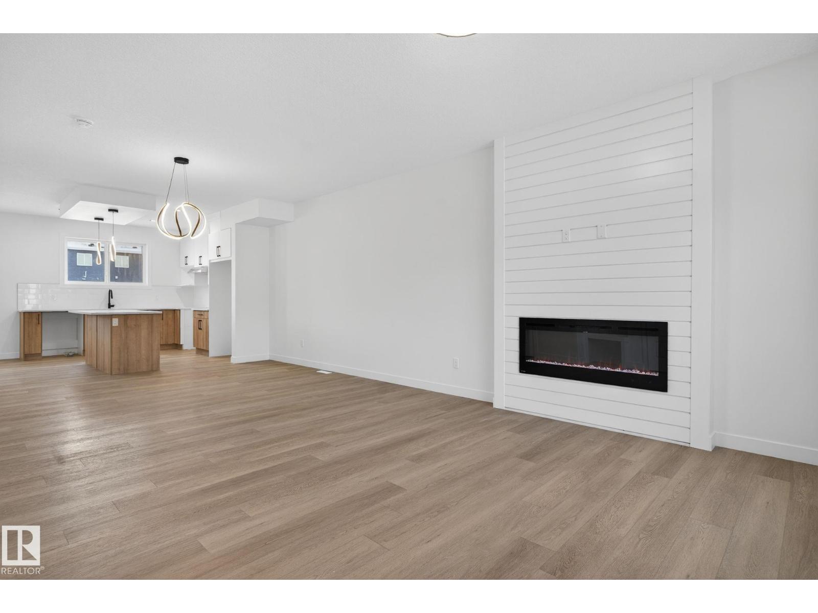 124 Pierwyck Lo, Spruce Grove, Alberta  T7X 4G2 - Photo 3 - E4468342