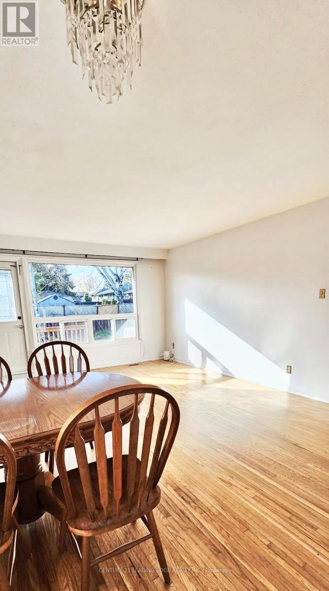 60 Morning Dew Road, Toronto, Ontario  M1E 3X3 - Photo 11 - E12640080