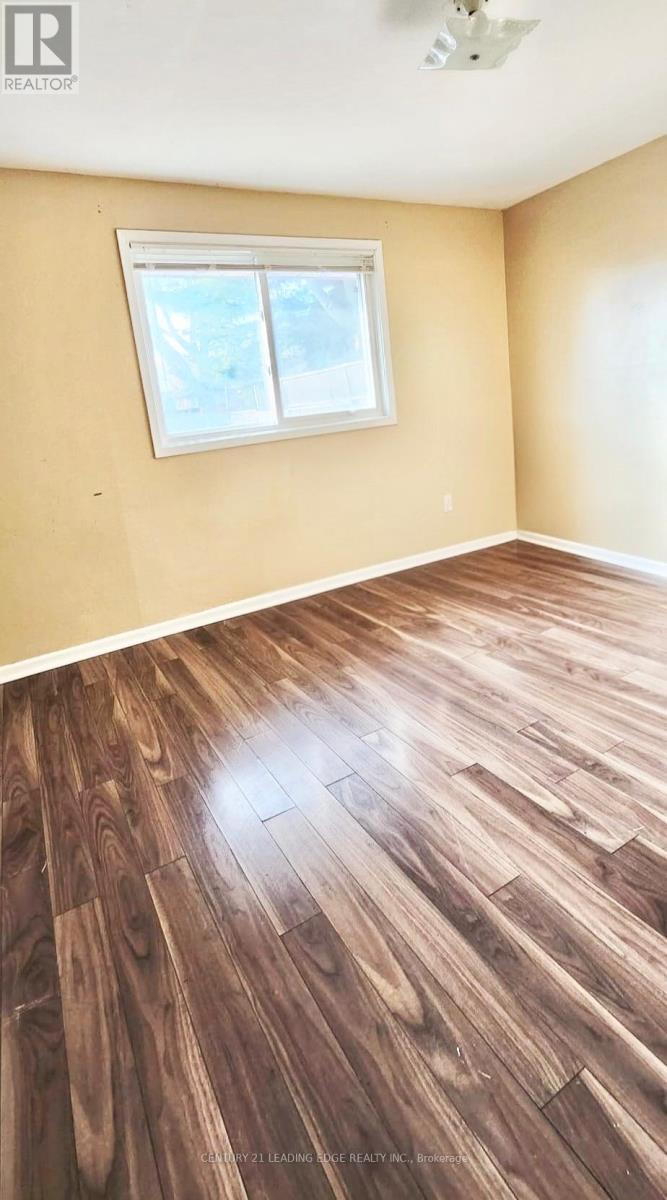 60 Morning Dew Road, Toronto, Ontario  M1E 3X3 - Photo 12 - E12640080