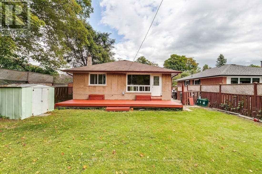 60 Morning Dew Road, Toronto, Ontario  M1E 3X3 - Photo 2 - E12640080