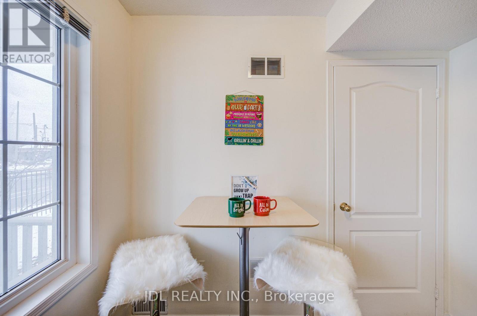 14 - 10 Post Oak Drive, Richmond Hill, Ontario  L4E 4H8 - Photo 12 - N12640084