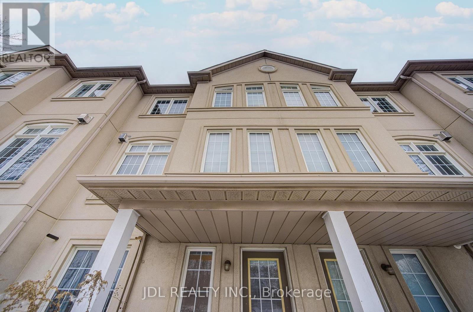 14 - 10 Post Oak Drive, Richmond Hill, Ontario  L4E 4H8 - Photo 6 - N12640084