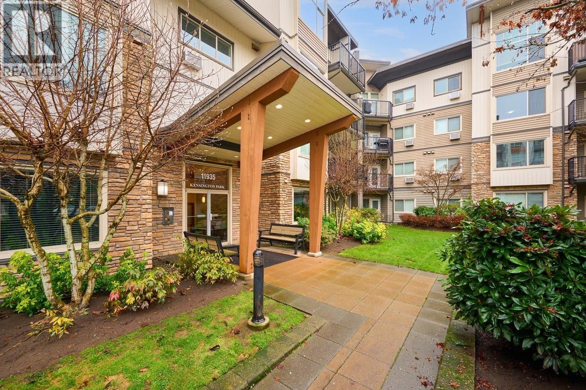 418 11935 Burnett Street, Maple Ridge, British Columbia  V2X 9A9 - Photo 2 - R3073097