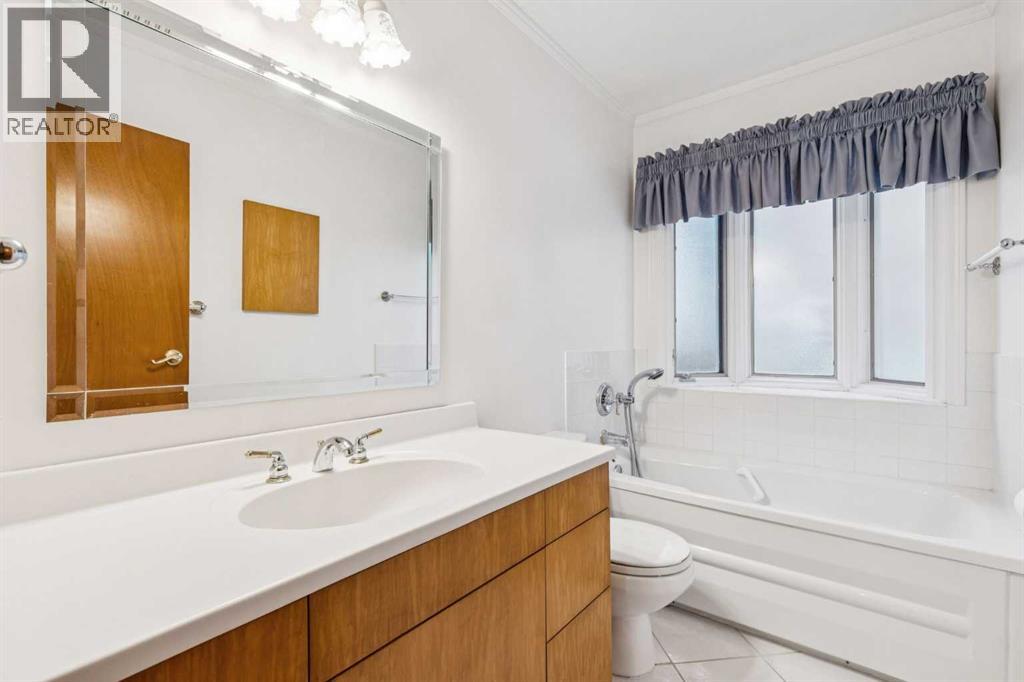 34 Atlanta Crescent Se, Calgary, Alberta T2J 0Y1 - Photo 23 - A2275322