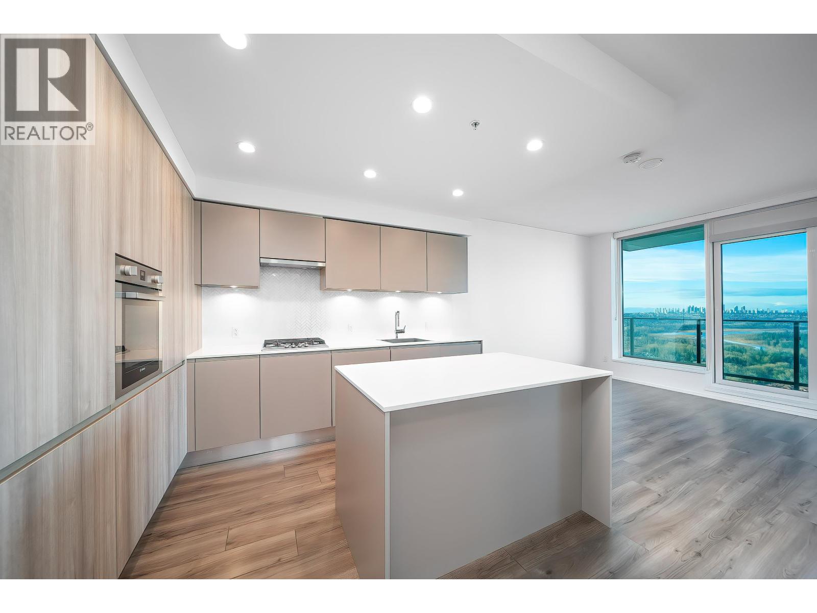 4508 3809 EVERGREEN PLACE, Burnaby, British Columbia