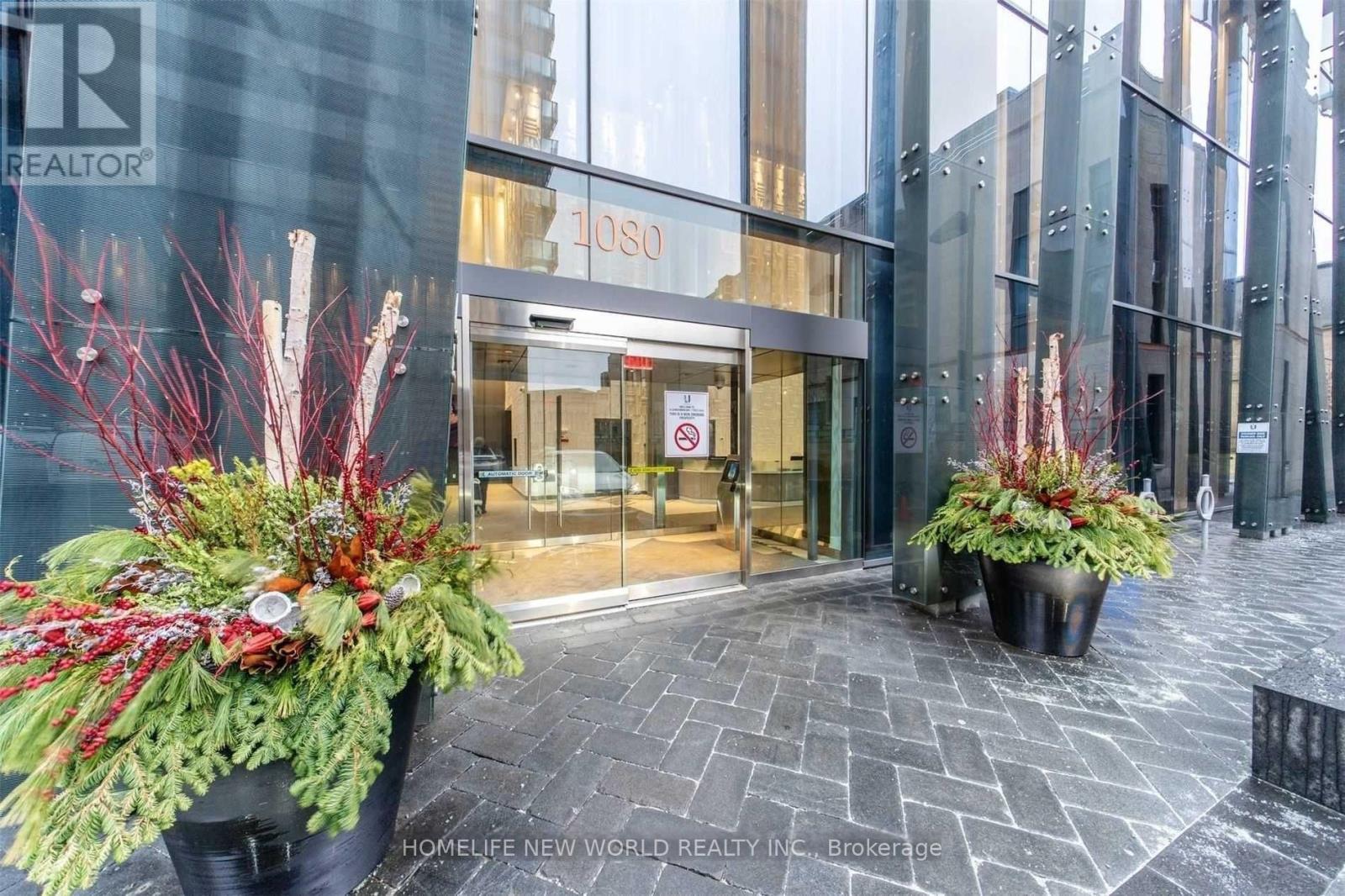 1208 - 1080 Bay Street, Toronto, Ontario  M5S 0A6 - Photo 2 - C12640096