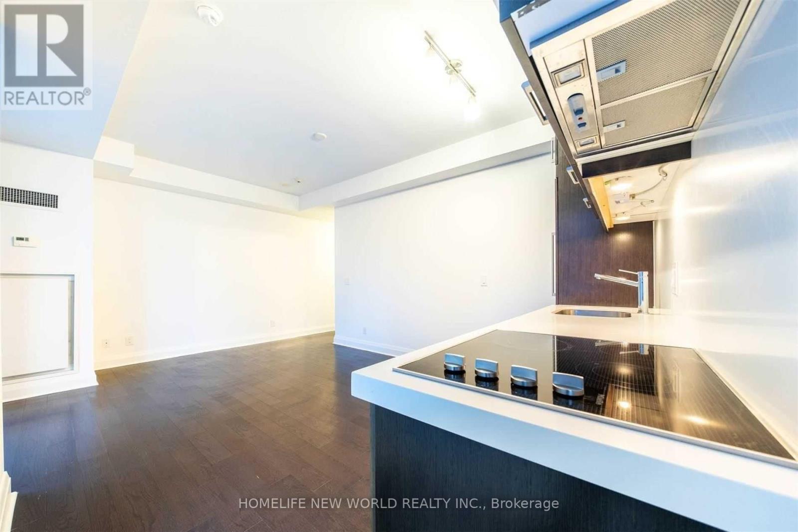 1208 - 1080 Bay Street, Toronto, Ontario  M5S 0A6 - Photo 7 - C12640096