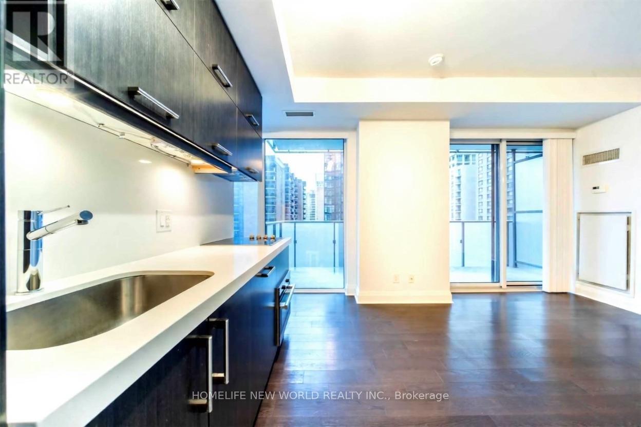 1208 - 1080 Bay Street, Toronto, Ontario  M5S 0A6 - Photo 8 - C12640096