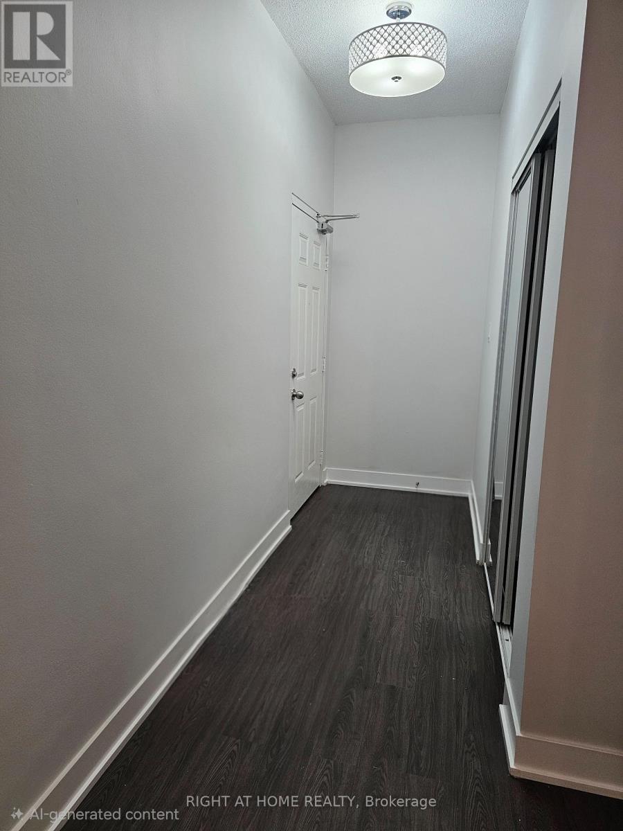 204 - 1801 Eglinton Avenue W, Toronto (Oakwood Village), Ontario  M6E 2H8 - Photo 19 - C12640118